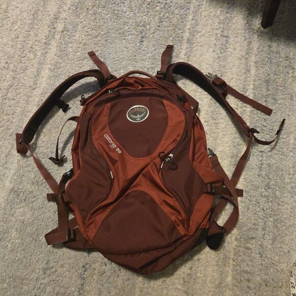 Osprey Ozone 35 Day Carry-on Travel Backpack Red - Picture 1 of 11